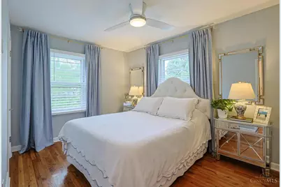 3557 Grandin Road, Cincinnati, OH 45226 - Photo 16