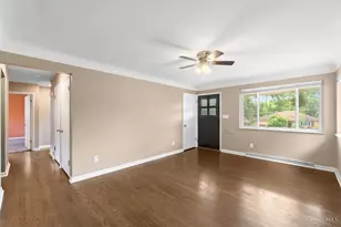 3176 Dickinson Ave, Green Township, OH 45211 - Photo 8