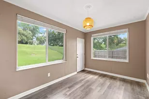 3176 Dickinson Ave, Green Township, OH 45211 - Photo 22