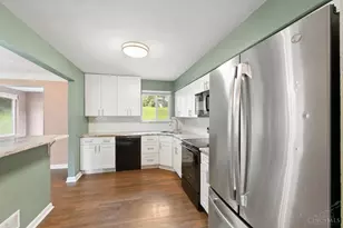 3176 Dickinson Ave, Green Township, OH 45211 - Photo 12