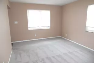 1613 Kenway Pl, Middletown, OH 45044 - Photo 2