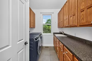1723 Laurel Glen Ct, Hamilton Township, OH 45140 - Photo 22