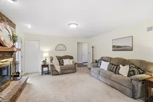 1460 Ebenezer Rd, Green Township, OH 45233 - Photo 14