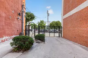 214 E 14th St, Cincinnati, OH 45202 - Photo 38