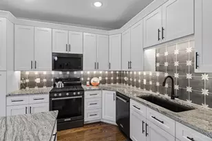 5749 Sanctuary Pl, Cincinnati, OH 45230 - Photo 24