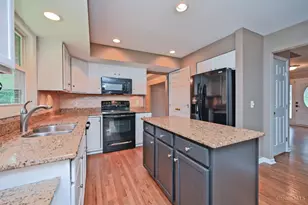 935 Paxton Lake Cove, Miami Township, OH 45140 - Photo 16
