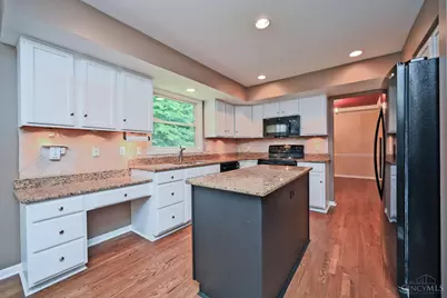935 Paxton Lake Cove, Miami Township, OH 45140 - Photo 16