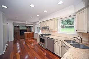 5635 Monica Ct, Green Township, OH 45238 - Photo 10