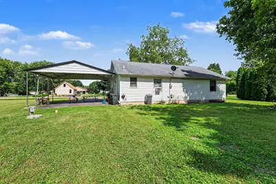 141 Munster Drive, Perry Township, OH 45118 - Photo 14