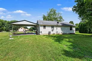 141 Munster Dr, Perry Township, OH 45118 - Photo 14