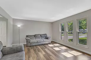 8187 Woodward Dr, West Chester, OH 45069 - Photo 6