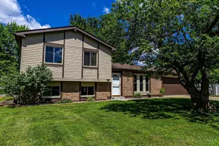 8187 Woodward Dr, West Chester, OH 45069 - Photo 2