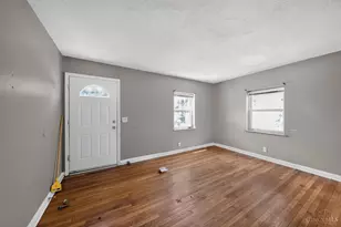 5804 Argus Rd, Cincinnati, OH 45224 - Photo 6