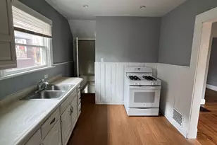 451 Lloyd Pl, Cincinnati, OH 45243 - Photo 4