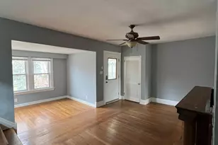 451 Lloyd Pl, Cincinnati, OH 45243 - Photo 2