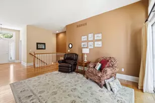 9398 Carriage Run Cir, Deerfield Township, OH 45140 - Photo 12
