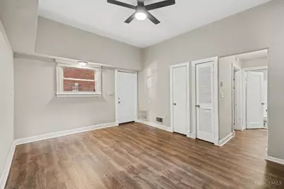 2149 W Clifton Avenue, Cincinnati, OH 45219 - Photo 8