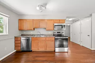 325 Center St, Miami Township, OH 45147 - Photo 10