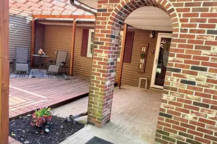 7975 Hinkle Rd, Middletown, OH 45042 - Photo 2