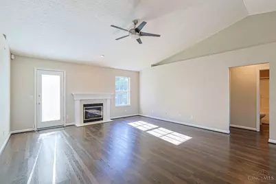 1335 Cross Creek Drive, Goshen, OH 45140 - Photo 6