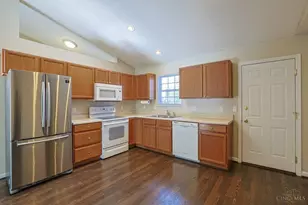 1335 Cross Creek Dr, Goshen, OH 45140 - Photo 8