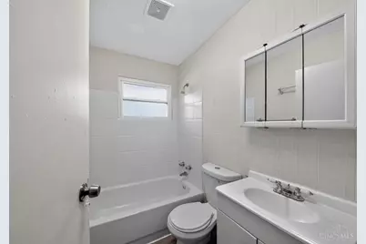 9670 Pippin Road, Colerain Township, OH 45231 - Photo 24
