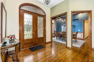 7296 Southampton, West Chester, OH 45069 - Photo 4