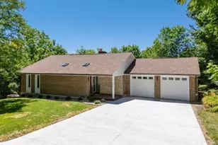 3072 Werkridge Dr, Green Township, OH 45248 - Photo 2