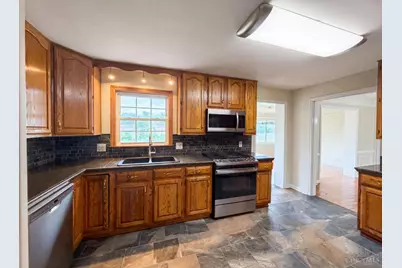 10489 Cinderella Drive, Montgomery, OH 45242 - Photo 6