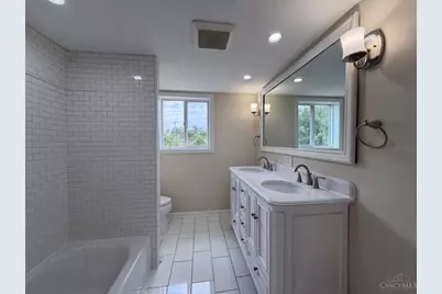 10489 Cinderella Drive, Montgomery, OH 45242 - Photo 18