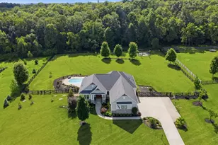 2300 Triple Creek Ct, Turtle Creek Township, OH 45036 - Photo 2