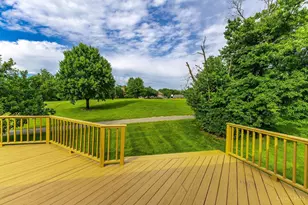 5562 Greenwillow Cir, West Chester, OH 45069 - Photo 4