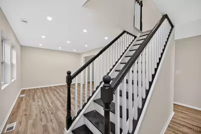 932 Glasgow Drive, Forest Park, OH 45240 - Photo 4