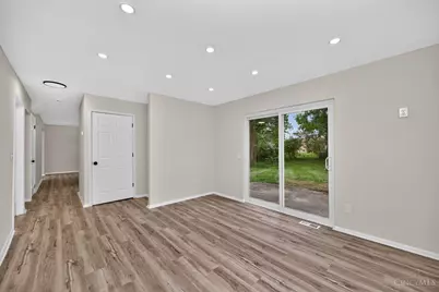 932 Glasgow Drive, Forest Park, OH 45240 - Photo 16