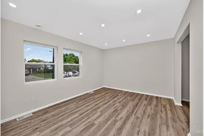 932 Glasgow Drive, Forest Park, OH 45240 - Photo 8