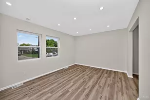 932 Glasgow Dr, Forest Park, OH 45240 - Photo 8