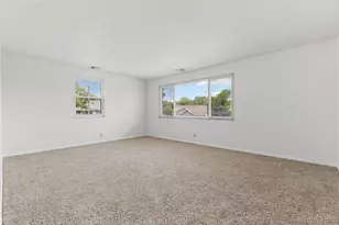 4947 Charlemar Dr, Cincinnati, OH 45227 - Photo 14