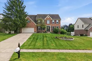 6113 Balsam Dr, Miami Township, OH 45150 - Photo 2