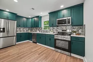 4745 Guerley Rd, Cincinnati, OH 45238 - Photo 10