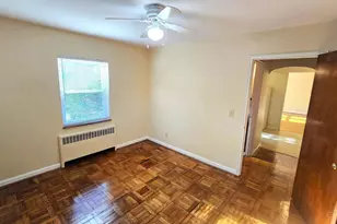 3897 Vine St, Cincinnati, OH 45217 - Photo 6