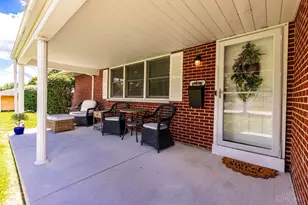 2097 Bonniedale Dr, Bellbrook, OH 45305 - Photo 4