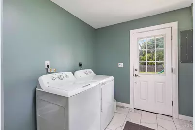 2097 Bonniedale Drive, Bellbrook, OH 45305 - Photo 18