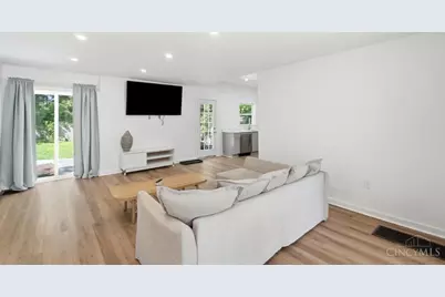 7099 Beechmont Avenue, Cincinnati, OH 45230 - Photo 10