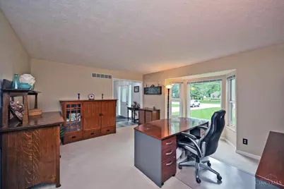 956 Eight Mile Road, Anderson Township, OH 45255 - Photo 8