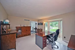 956 8 Mile Rd, Anderson Township, OH 45255 - Photo 8