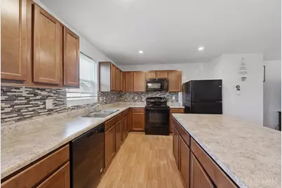 175 Skyway Drive, Springfield Township, OH 45505 - Photo 10
