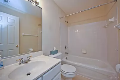 4941 N Arbor Woods Court #308, Cincinnati, OH 45248 - Photo 32