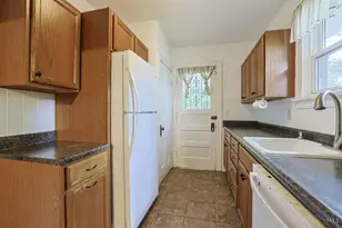 5719 Lester Rd, Cincinnati, OH 45213 - Photo 14