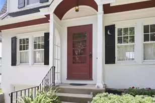 3319 Lookout Dr, Cincinnati, OH 45208 - Photo 2