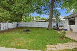 8881 Paw Paw Ln, Sycamore Township, OH 45236 - Photo 32